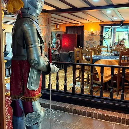 Medieval Manjon De Sabrina Πανσιόν Barros